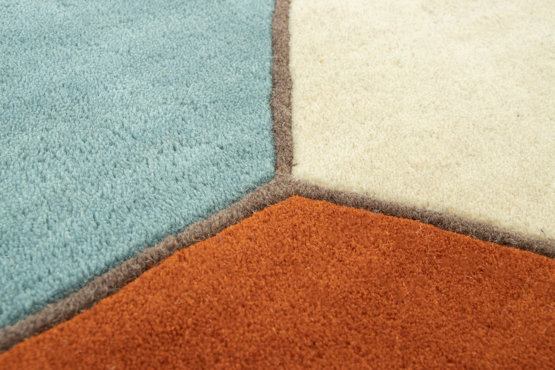 Luxury modern area rug with interlocking hexagon layout | Beyond Rugs