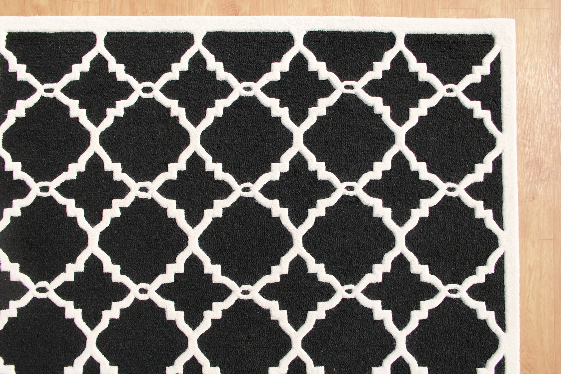 Lattice Black