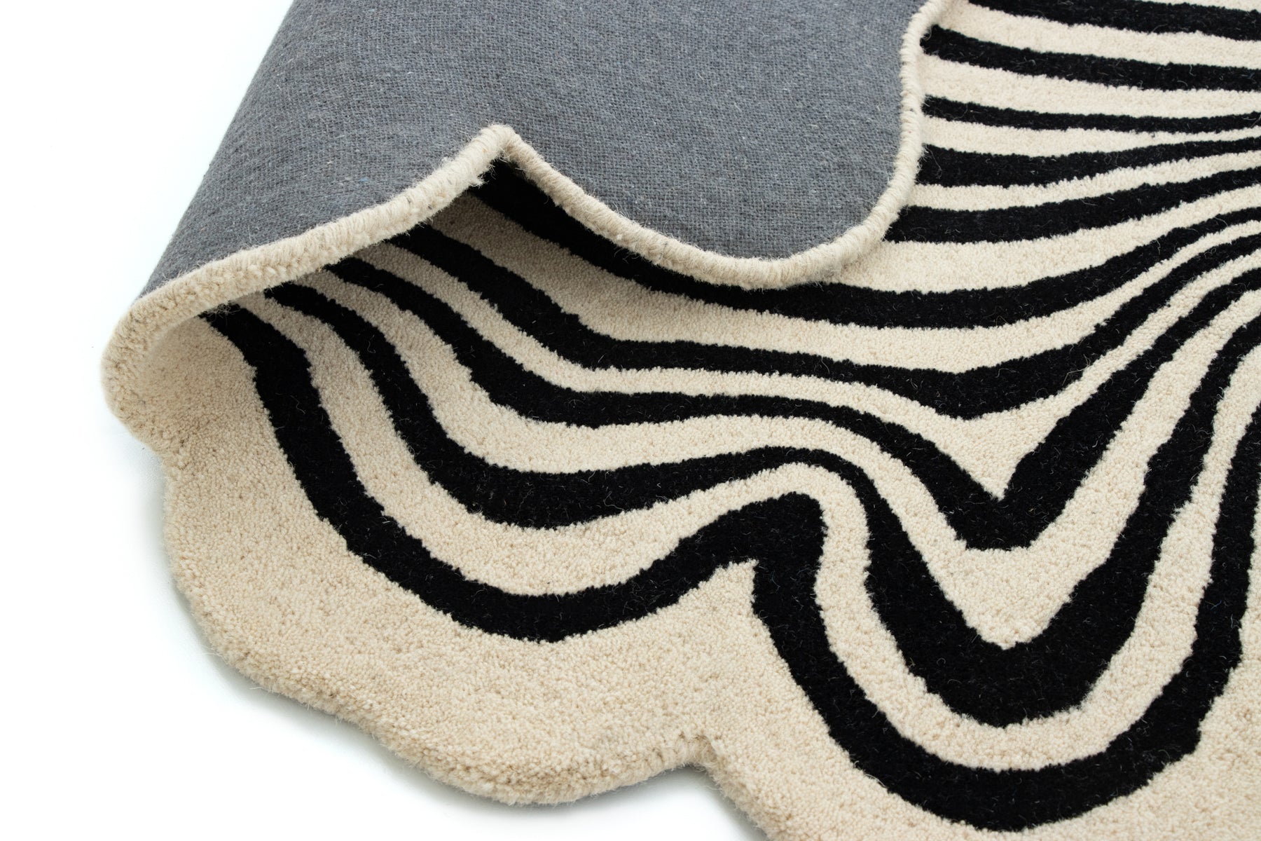 Premium wool blend geometric swirl rug with medium pile height | Beyond Rugs