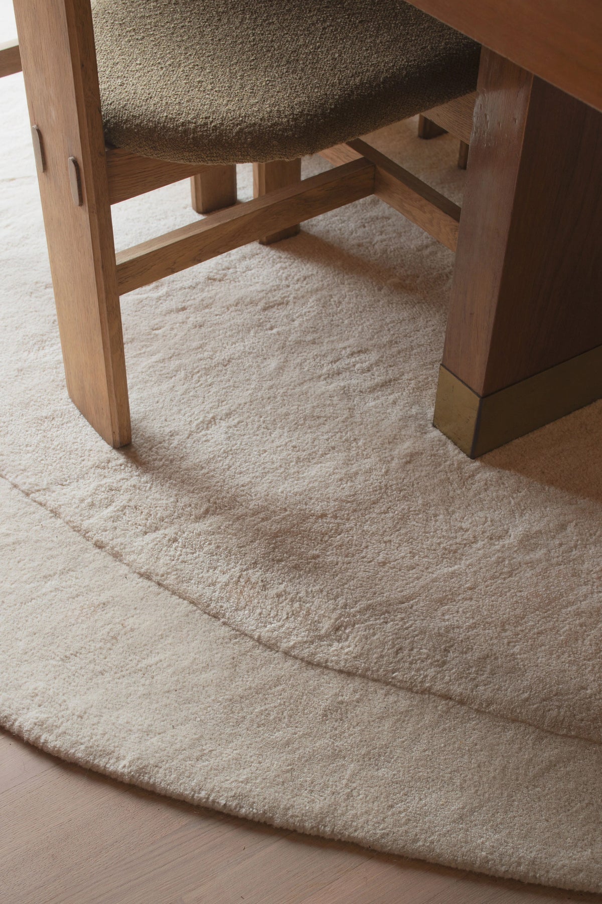 CUSTOM - Kidney Bean, Ivory, 181 x 284 cm Size, Hand Tufted NZ Wool Area Rug, 15 mm Pile Height